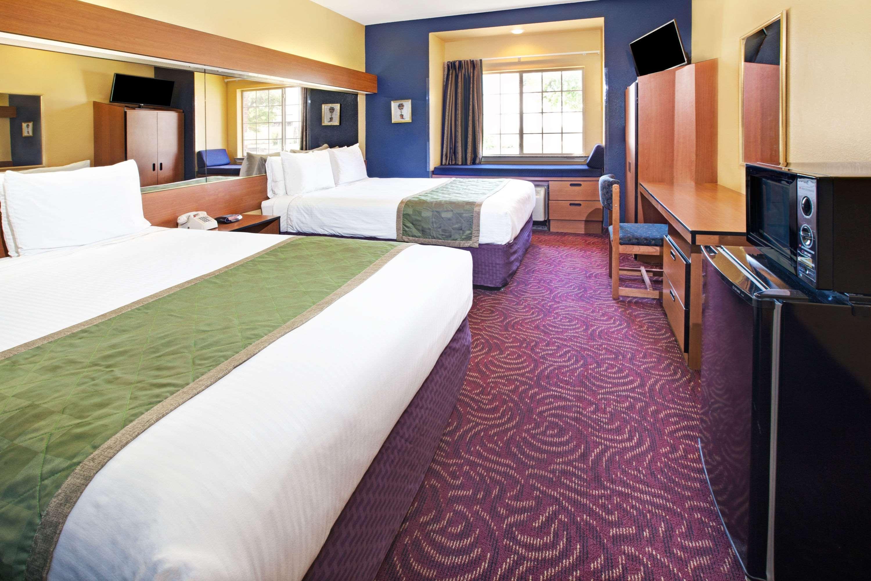 Econo Lodge Inn & Suites Mesquite - Dallas East Exterior foto